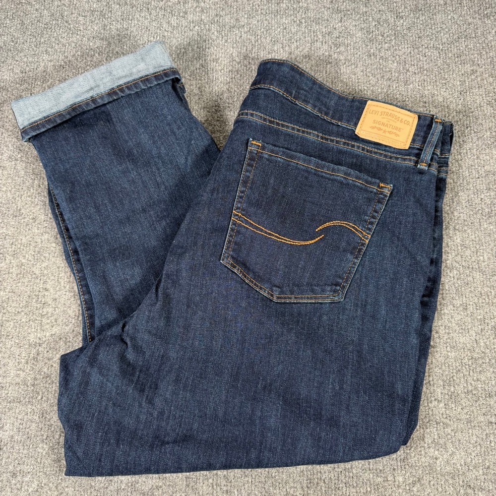 Levi Strauss Signature Womens 18 Dark Wash Mid Rise Capri Jeans 006MS-0000 #4495
